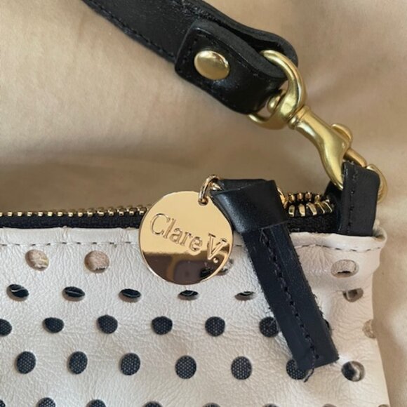 BNWT Clare V. Flat Clutch w/strap - White Punch Hole Per - Picture 2 of 3